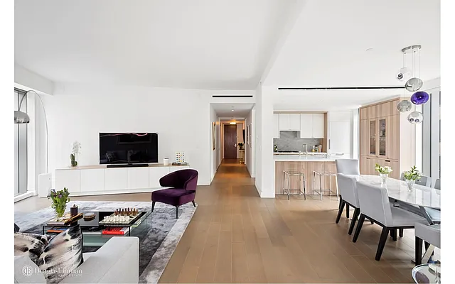 Rented by Douglas Elliman | media 16