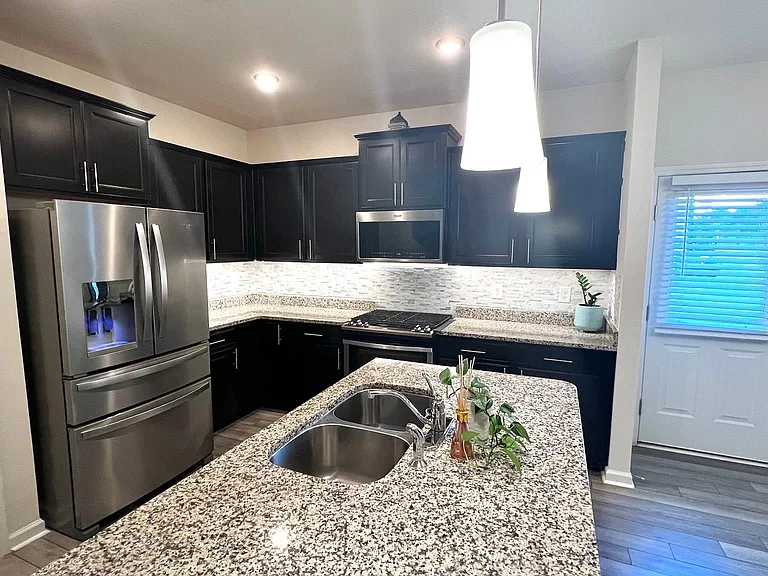 243 Lafferty St — Photo 7