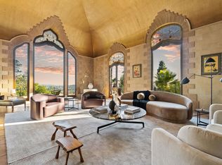 2630 Glendower Ave, Los Angeles, CA 90027