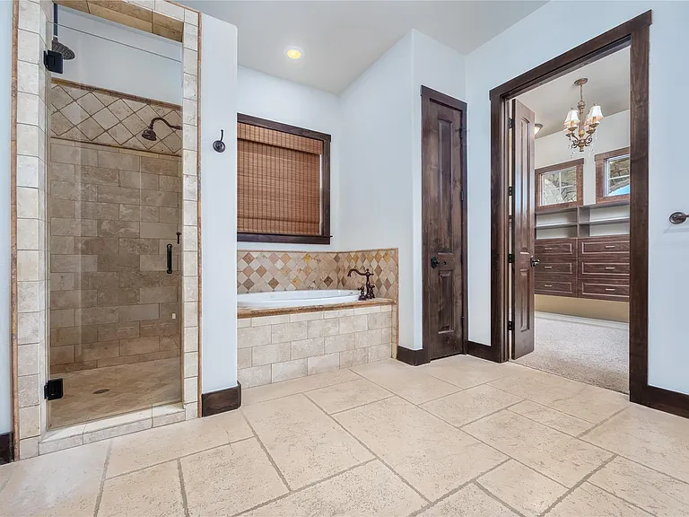 308 Golden Bear Dr — Photo 23