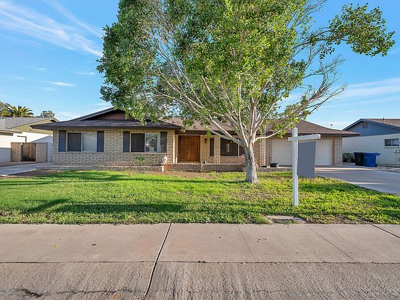 2nd image of 3745 S Siesta Ln