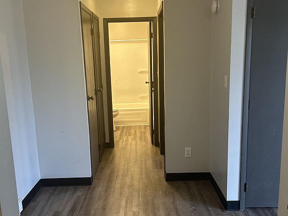 4th image of 2940 Brookside Dr