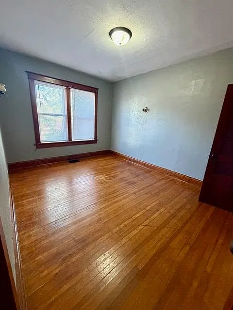 1124 Isadore Street - 1124 Isadore St. — Photo 3