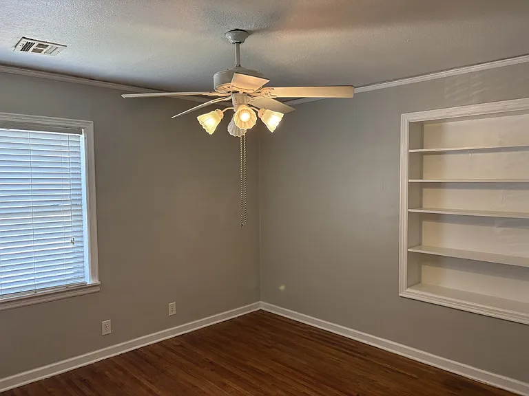 3408 E 4th Pl — Photo 10