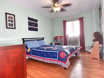 Rented by MAC Realty NY