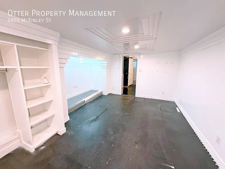 4609 McKinley St — Photo 44
