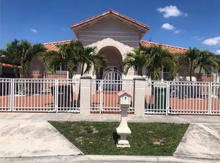 661 NE 4th Pl, Hialeah, FL 33010