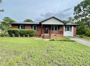 3735 Yorktown Rd, Hope Mills, NC 28348