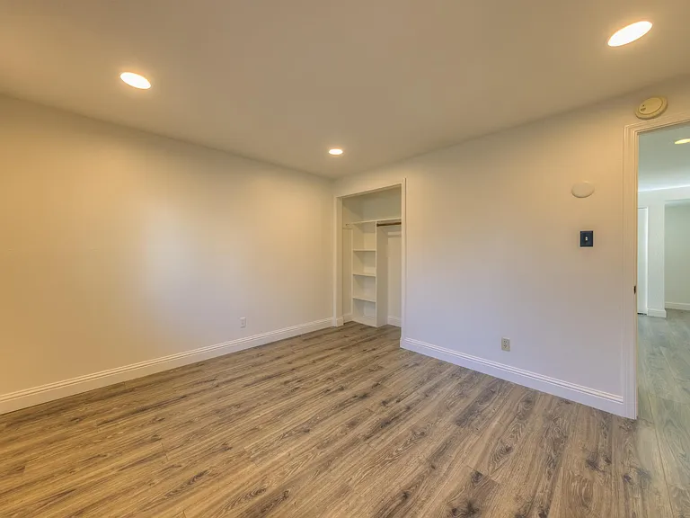 605 Autumn Hills Dr — Photo 23