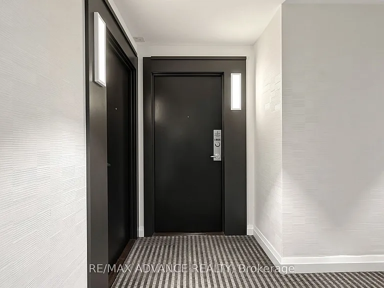12 Yonge St #1805 — Photo 37
