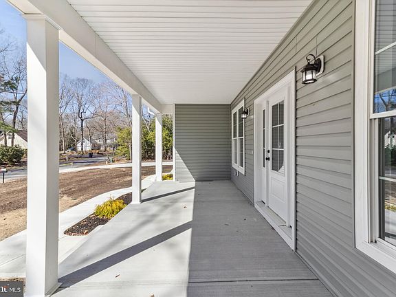3rd image of 109 Red Cedar Dr