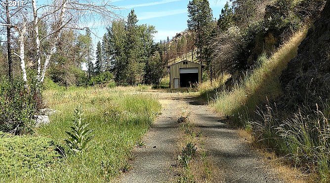1st image of 24967 Hwy 395 S