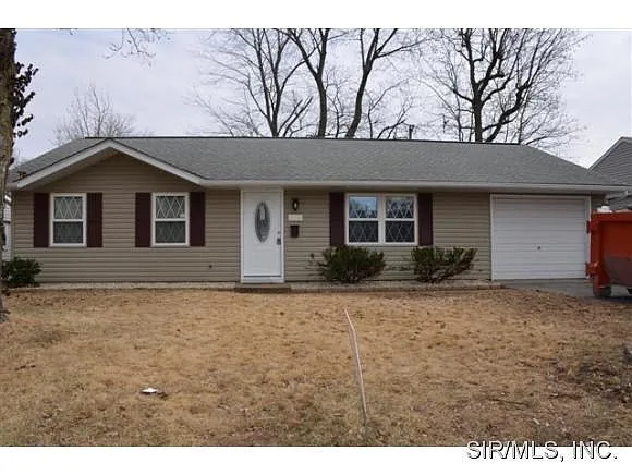 205 Spruce St photo 1