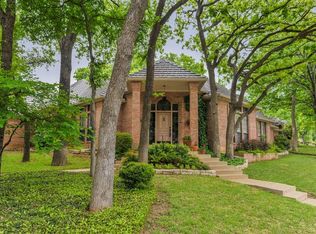 3800 Marine Ct, Arlington, TX 76016