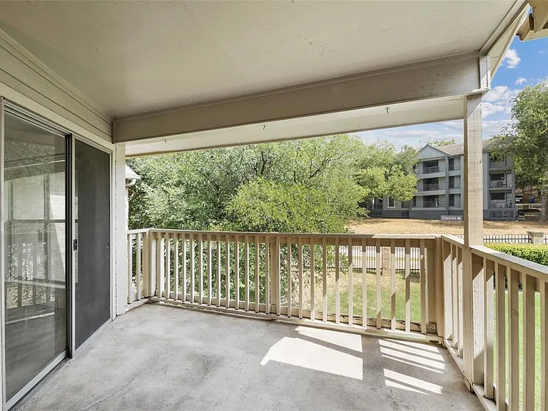 2450 Wickersham Ln #106 — Photo 9