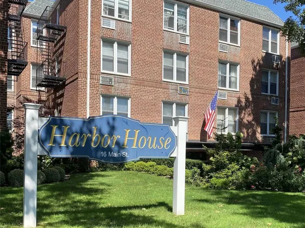 16 Main Street #2X, East Rockaway, NY 11518
