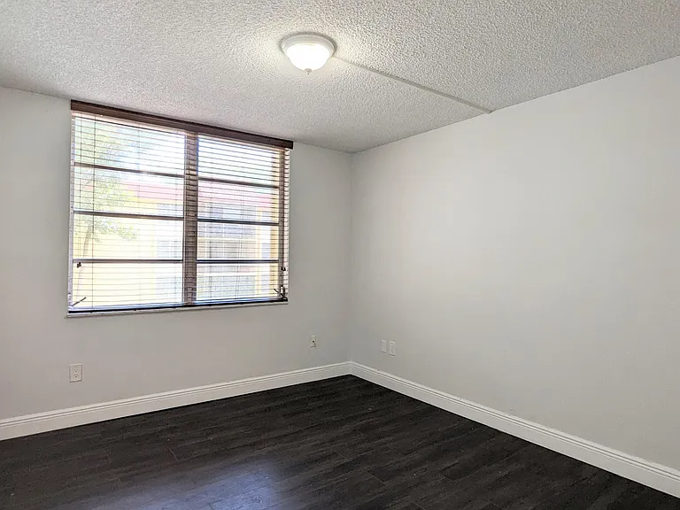 3253 Foxcroft Rd #210 — Photo 23