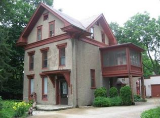 1846 B Ave NE, Cedar Rapids, IA 52402