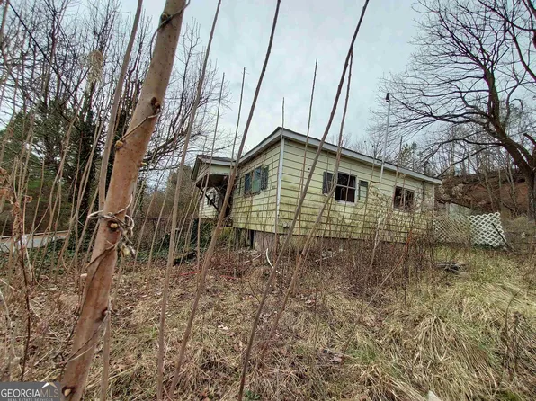 102 S Center St, Tunnel Hill, GA 30755