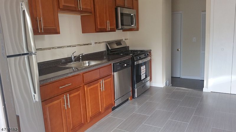 2nd image of 199 Locust Ln