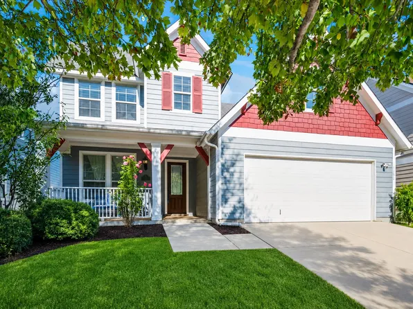 1131 Charleston Ln, Aubrey, TX 76227