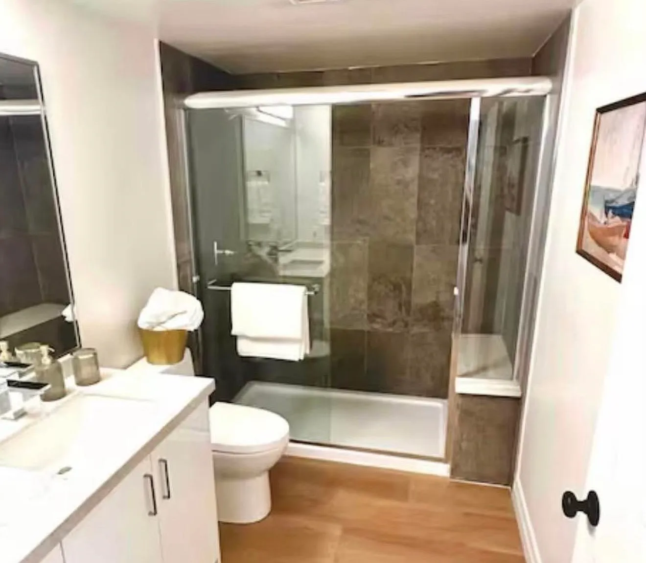 1 bed, 719 sqft, $2,200 — Photo 4