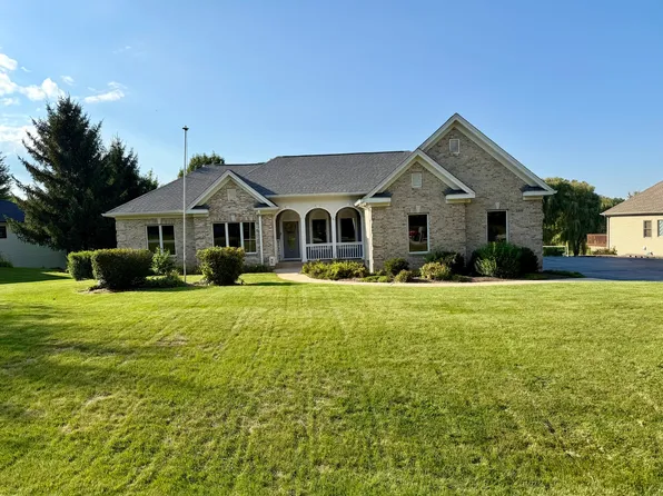 3308 Prairie Trl, Johnsburg, IL 60051