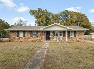 469 Stillwell Blvd, Crestview, FL 32539