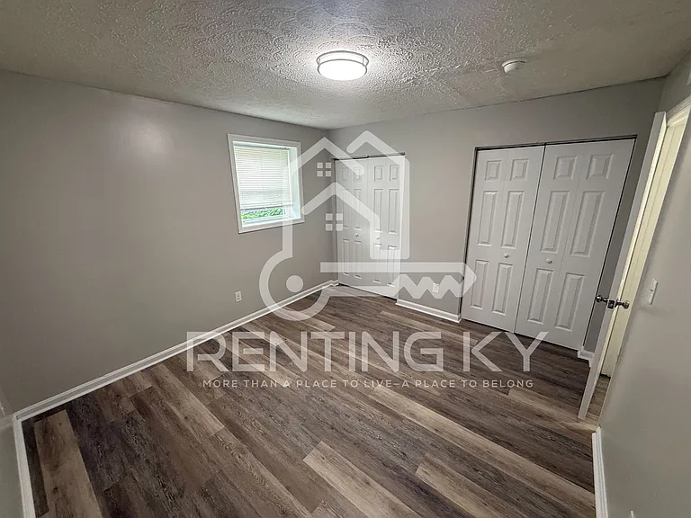 1644 Foxhaven Dr — Photo 10