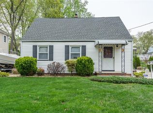 39 Alice Ln, Clark, NJ 07066