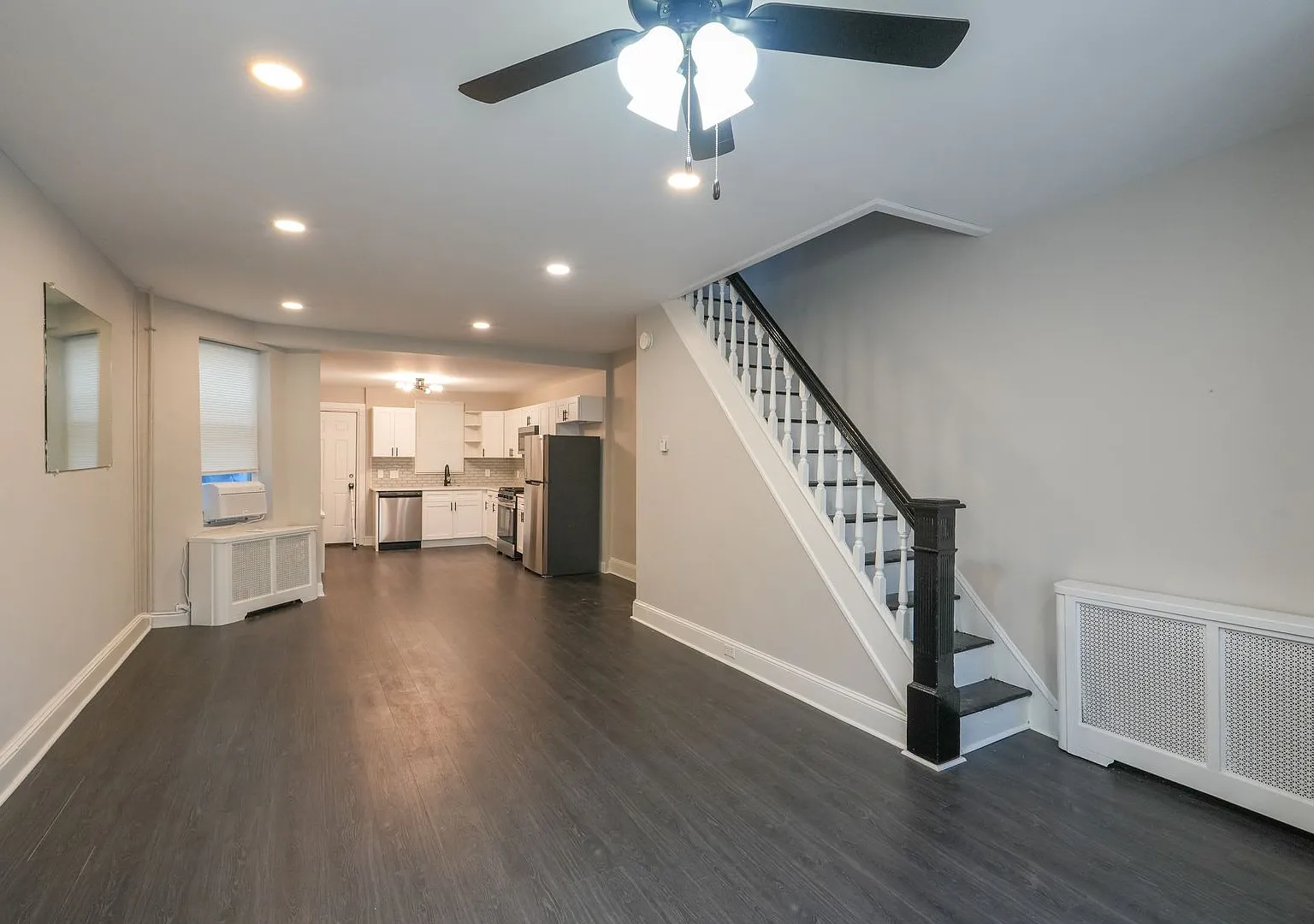 Gorgeous- 3 Bedroom — Photo 3