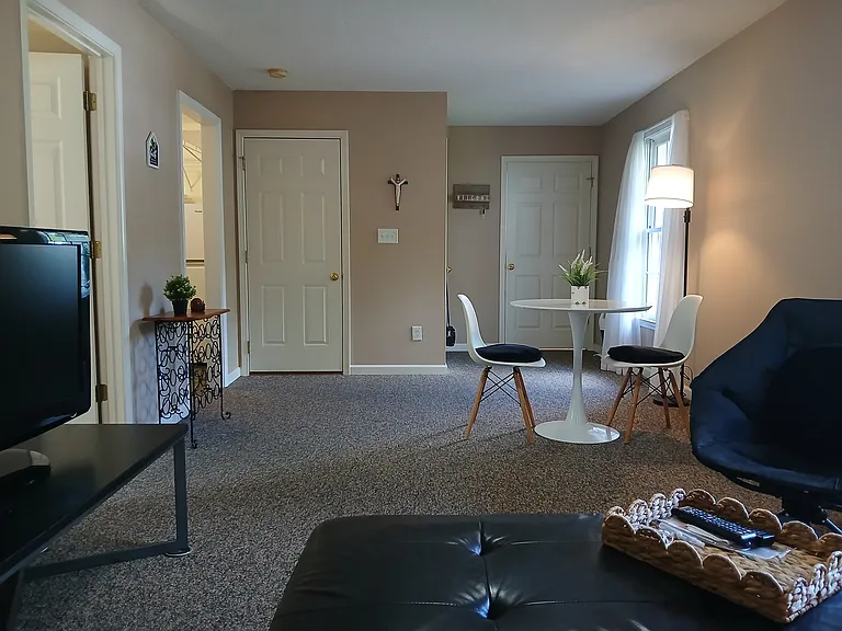 1040 Foxhollow Trl — Photo 7
