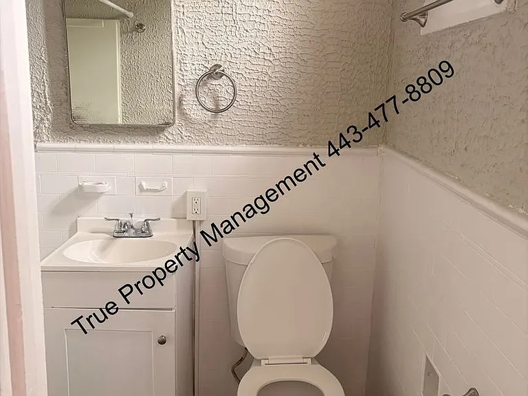 2635 Park Heights Ter — Photo 8