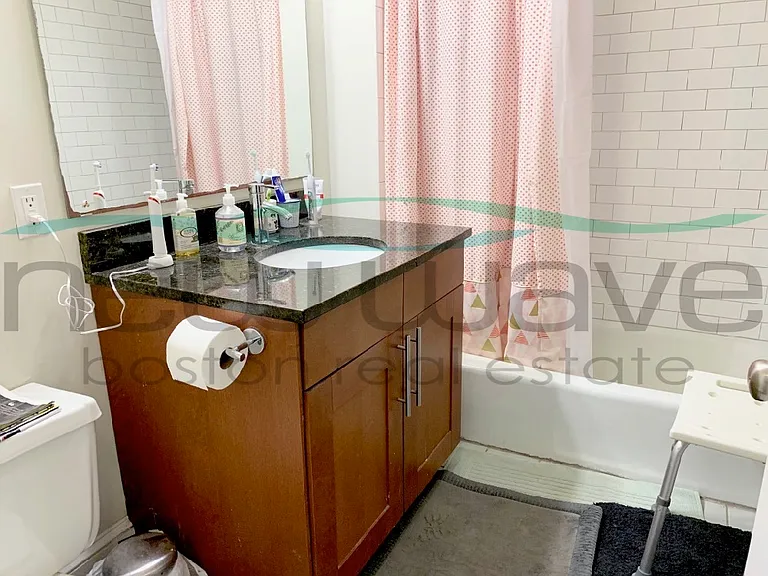 12 Wensley St #3 — Photo 6