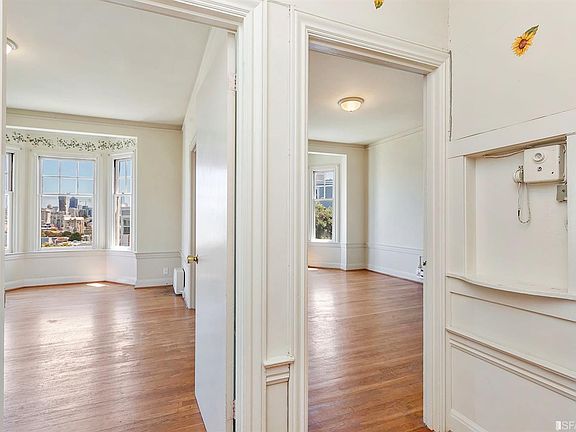 4th image of 2105 Ellis St