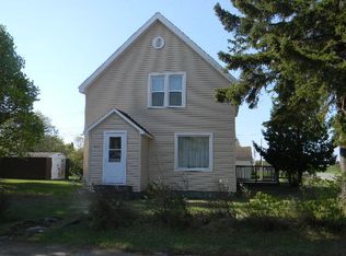 402 E Avenue A, Newberry, MI 49868