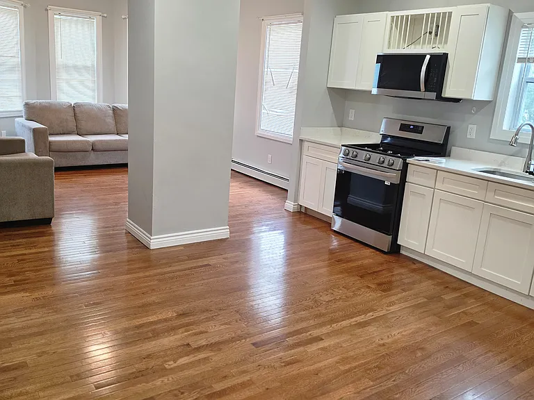 93 Ayrault St #2 — Photo 3