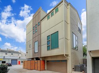 908 Reinerman St, Houston, TX 77007