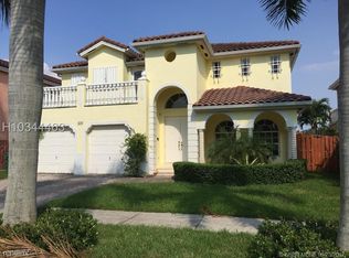 6703 SW 163rd Pl, Miami, FL 33193