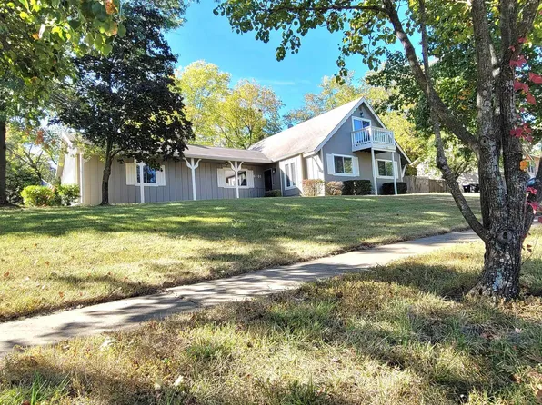 4801 SW Cochise Ave, Topeka, KS 66614