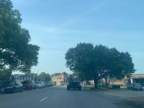 5th image of 6449 S Kingshighway Blvd
