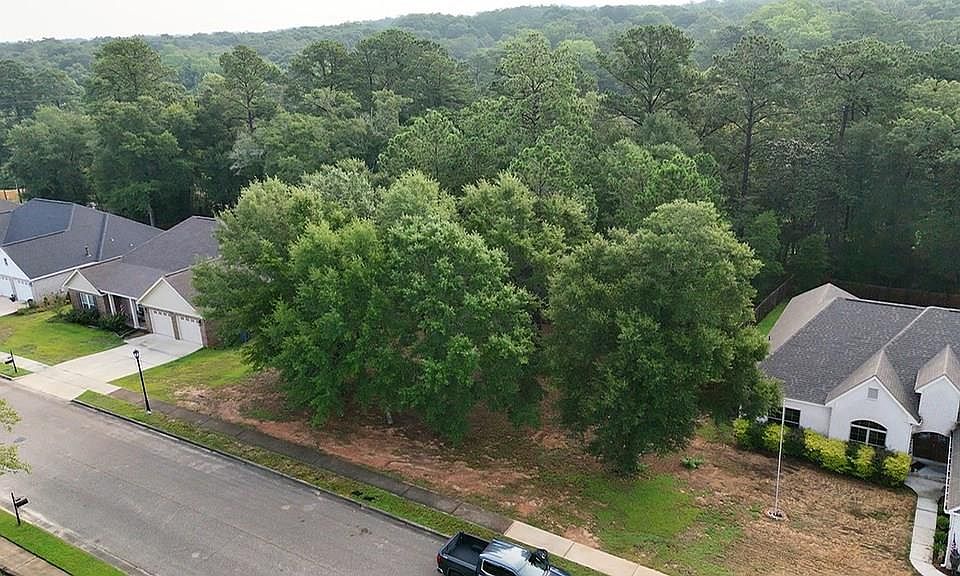 1st image of 205 Wicklow Dr