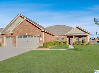 33 Crimson Cloud Blvd, Huntsville, AL 35824