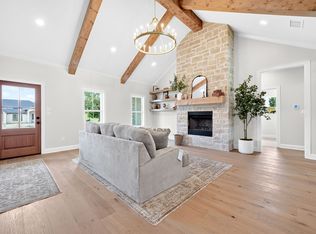 301 Grace Ln, Athens, TX 75751