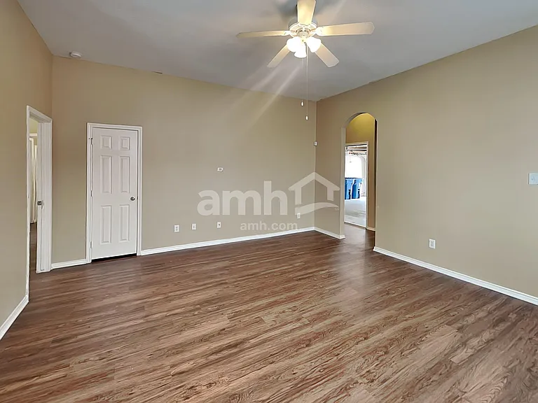 4642 Early Autumn Ct — Photo 8