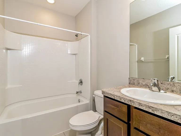 586 Hartford Heights St — Photo 17