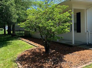 1088 Higbee Mill Rd, Lexington, KY 40503