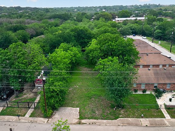 2nd image of 1647 Amanda ST LOT SE