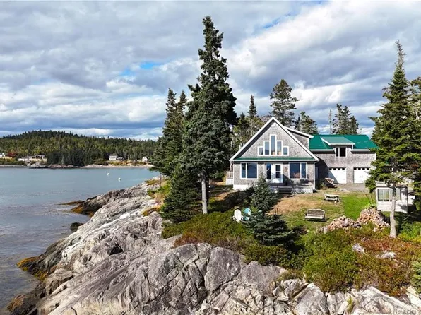 82 Holland Rd, Pennfield, NB E5H 2G4