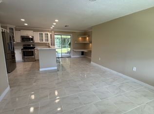 13326 1st St, Fort Myers, FL 33905